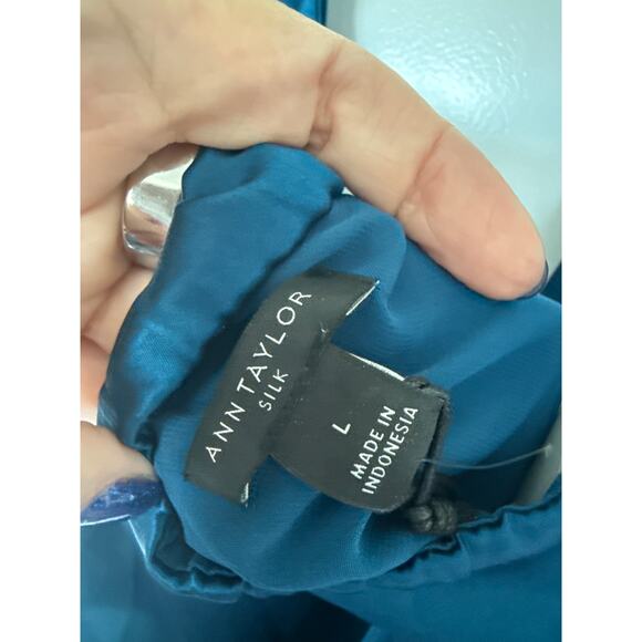 NWT Ann Taylor Studio Collection Silk Surplice Halter Top, L - Picture 6 of 7